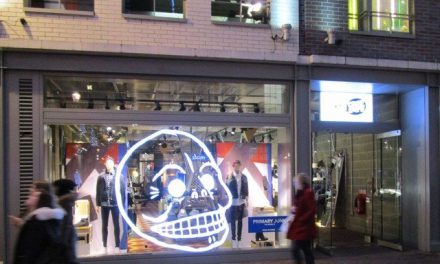 CONTI IN ROSSO: H&M CHIUDE CHEAP MONDAY ANCHE SU INTERNET